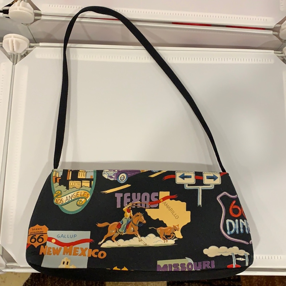 Printed purse